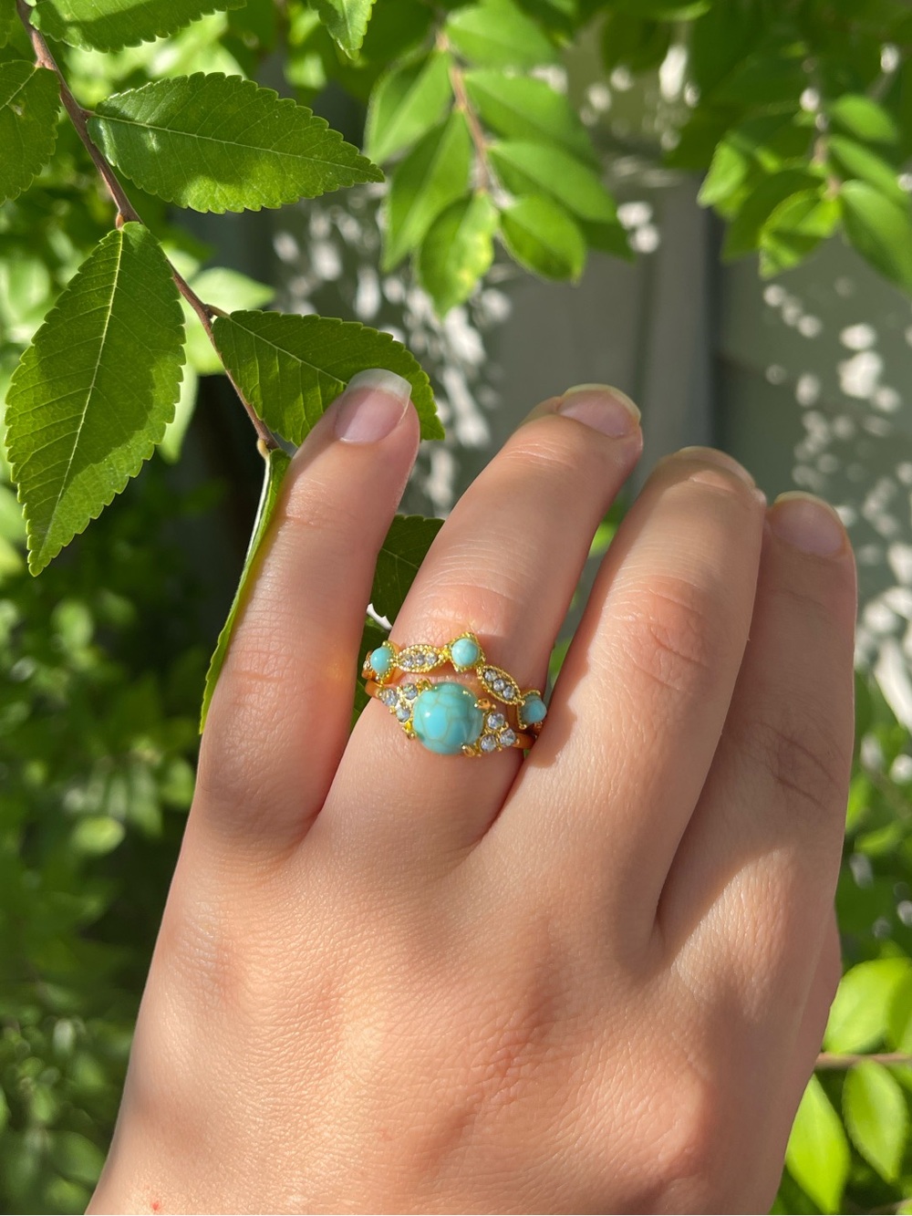 New! Vintage style Gold Turquoise Cluster Ring .